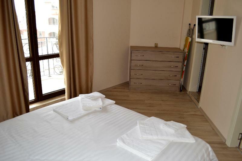 Aparthotel Esteban Vip Club 2*