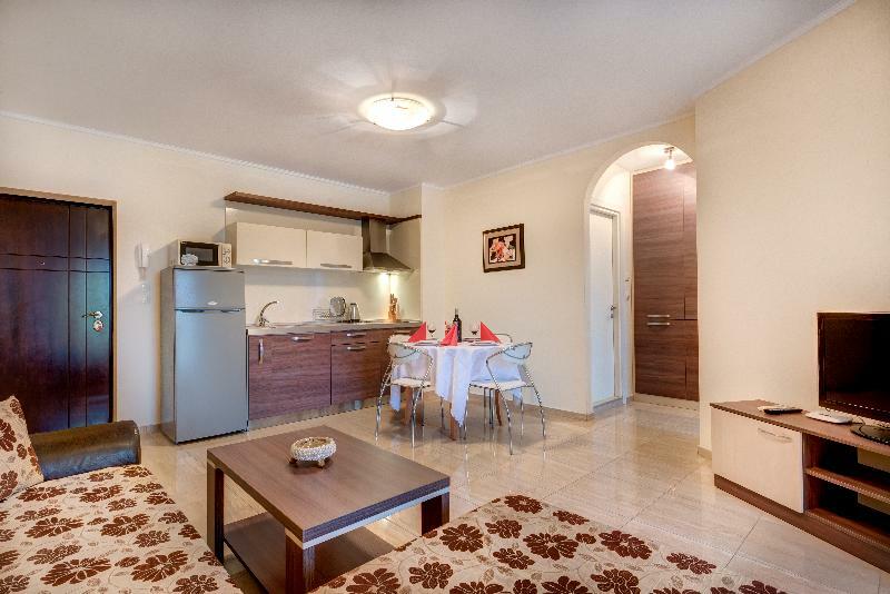 Esteban Vip Club Hotel apartamentowy